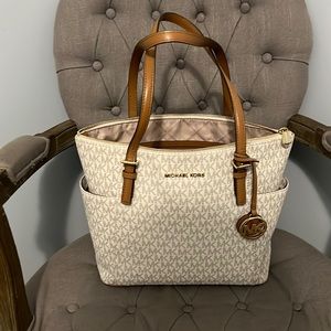 Michael Kors tote